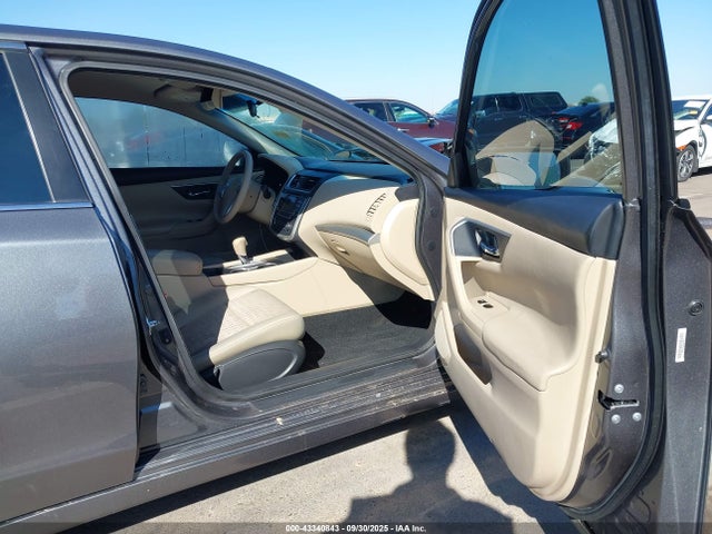 1N4AL3AP7HN311664 Nissan 2017