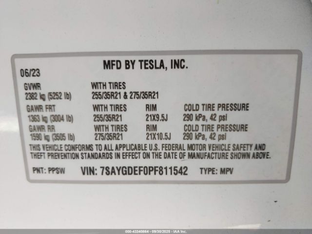 2023 TESLA MODEL Y 7SAYGDEF0PF811542 Photo 8