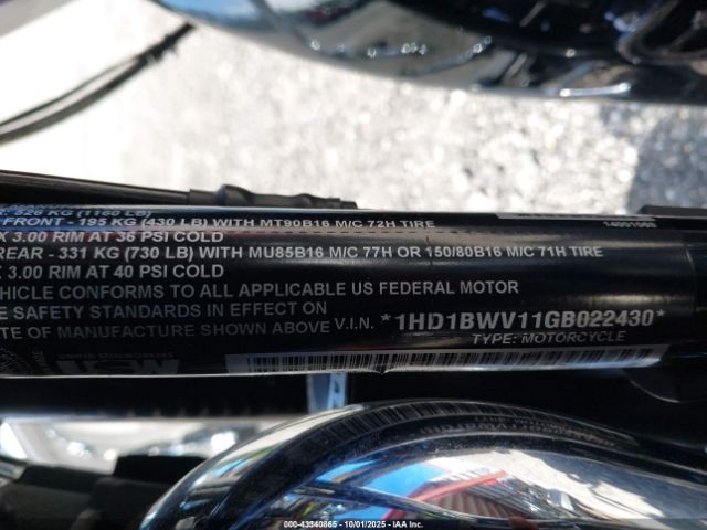 2016 HARLEY-DAVIDSON FLSTC 1HD1BWV11GB022430 Photo 9