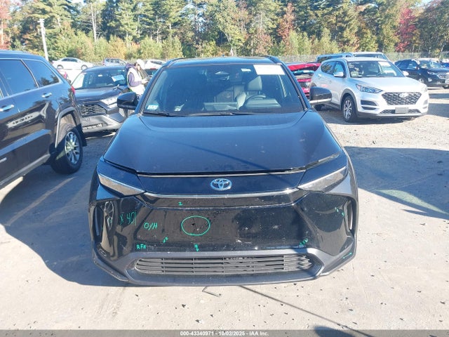 Toyota BZ4X XLE 2025 JTMABACA6SA094651 Image 6