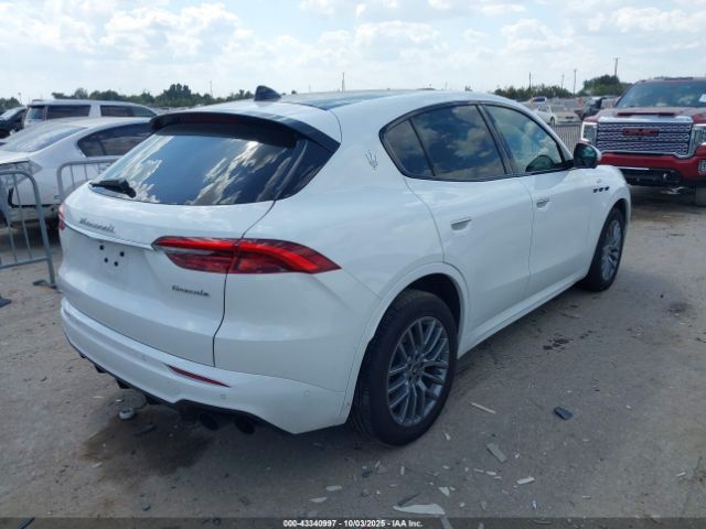 2024 MASERATI GRECALE ZN6PMDAA0R7458352 Photo 3