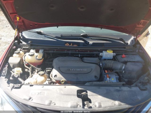 2018 CHRYSLER PACIFICA HYBRID 2C4RC1N76JR229963 Photo 9