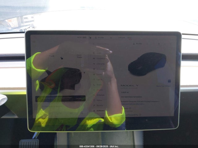7SAYGDED7SF226254 Tesla Model Y