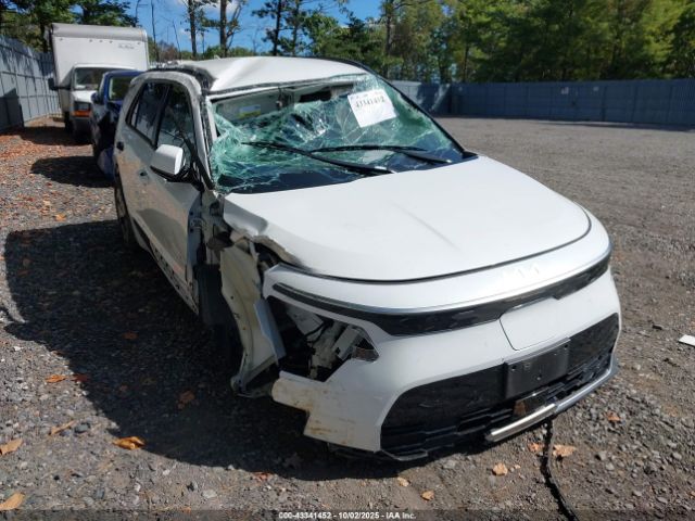 2023 KIA NIRO EV KNDCR3L19P5037540