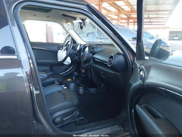 2015 MINI COUNTRYMAN WMWZC5C59FWP46193 Photo 4