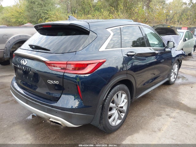 2021 INFINITI QX50 3PCAJ5AB2MF105581 Photo 3
