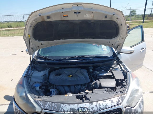 KIA dohc mpi nu 2015 KNAFK4A63F5418768 Image 10