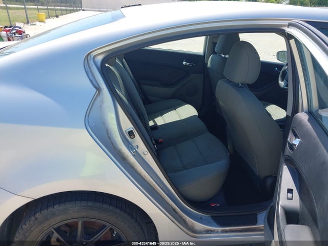 KIA dohc mpi nu 2015 KNAFK4A63F5418768 Image 8