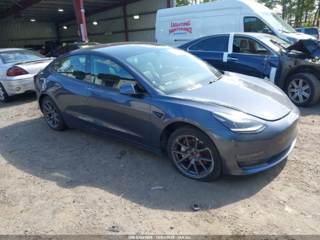 2021 TESLA MODEL 3 5YJ3E1EB6MF061715 Photo 0