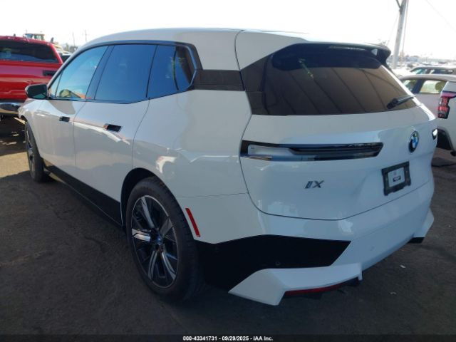 2023 BMW IX WB523CF01PCM48437 Photo 2