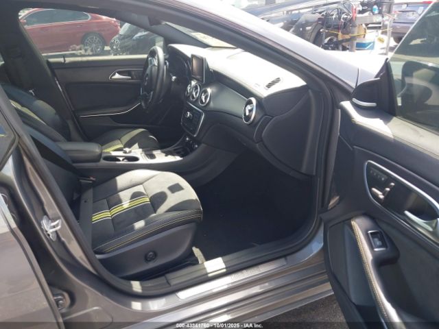 2014 MERCEDES-BENZ CLA 250 WDDSJ4EB5EN028822 Photo 4