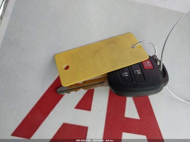 43341790 :رقم المزاد ، 5TFAX5GN1MX191293 vin ، 2021 Toyota Tacoma Sr مزاد بيع