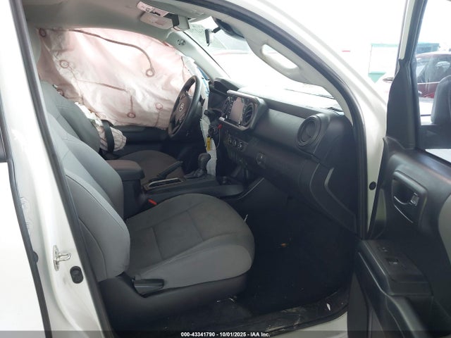 43341790 :رقم المزاد ، 5TFAX5GN1MX191293 vin ، 2021 Toyota Tacoma Sr مزاد بيع