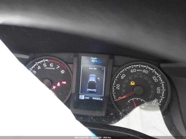 43341790 :رقم المزاد ، 5TFAX5GN1MX191293 vin ، 2021 Toyota Tacoma Sr مزاد بيع