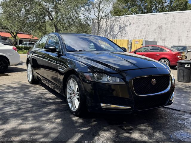 2016 JAGUAR XF SAJBK4BV4GCY21101 Photo 0