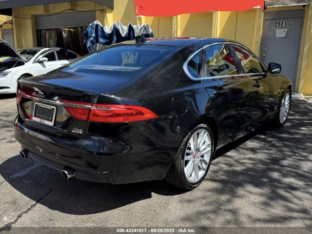 2016 JAGUAR XF SAJBK4BV4GCY21101 Photo 3