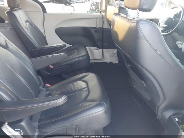 2018 CHRYSLER PACIFICA 2C4RC1BG4JR246085 Photo 7