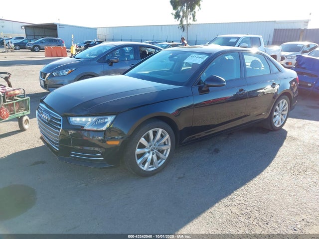 WAUGNAF40HN059044 Audi A4