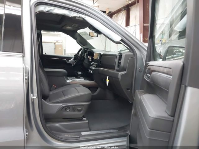 2025 GMC SIERRA 1500 1GTUUDED8SZ277695 Photo 4