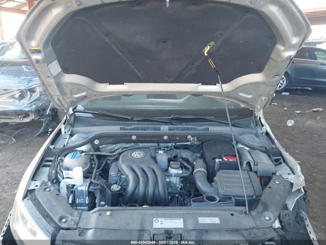 3VW1K7AJ6FM230899 Volkswagen Jetta 2.0l S