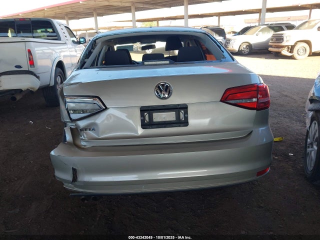 3VW1K7AJ6FM230899 Volkswagen Jetta 2.0l S