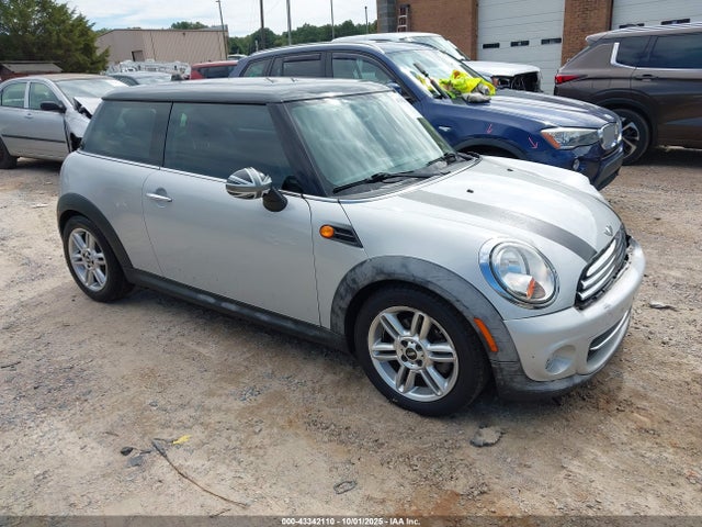 2012 MINI COOPER WMWSU3C57CT255749 Photo 0