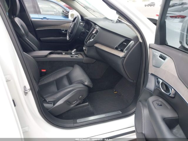 2022 VOLVO XC90 RECHARGE PLUG-IN HYBRID YV4BR00L8N1812959 Photo 4