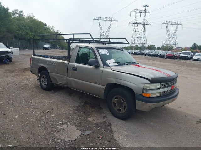 Auction sale of the 1999 Chevrolet Silverado 1500, vin: 1GCEC14W5XE203643, lot number: 43342235