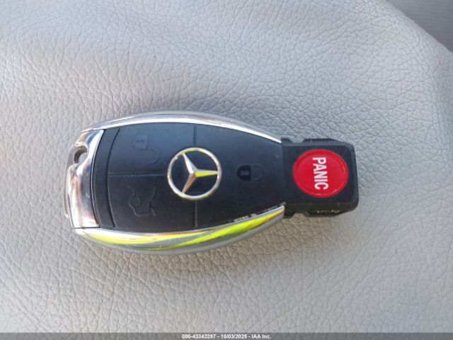 2010 MERCEDES-BENZ S 550 WDDNG7BB2AA288503 Photo 10