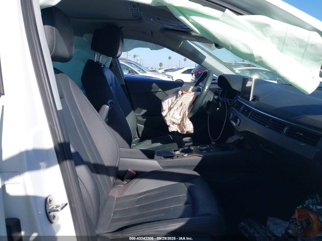 2018 AUDI A4 WAULMAF4XJN002003 Photo 4
