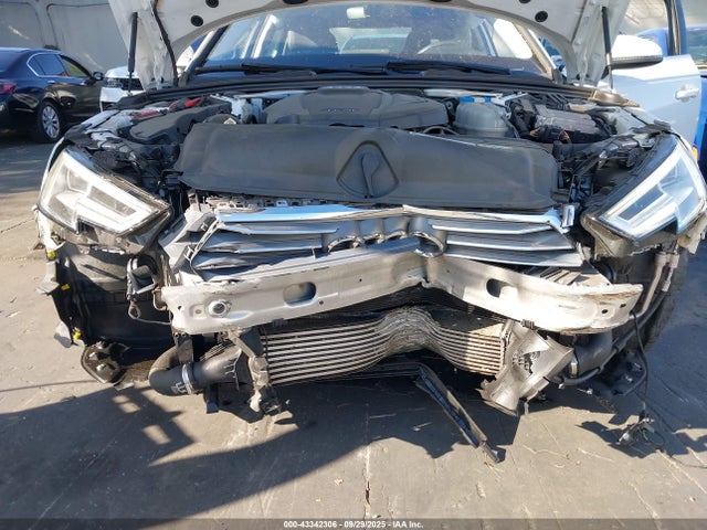2018 AUDI A4 WAULMAF4XJN002003 Photo 5