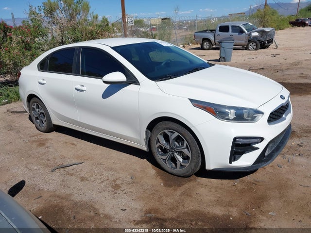 KIA Forte Lxs 2021 3KPF24AD9ME277580 главное изображение