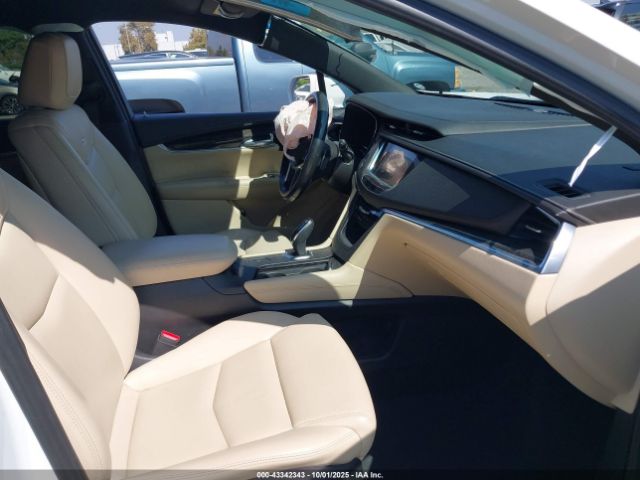 2019 CADILLAC XT5 1GYKNARS6KZ113318 Photo 4
