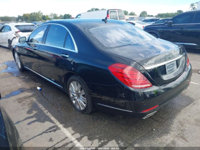 2015 MERCEDES-BENZ S 550 WDDUG8CB3FA123163 Photo 2
