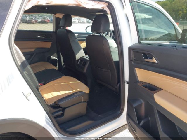 2023 VOLKSWAGEN ATLAS CROSS SPORT 1V2FE2CA2PC205175 Photo 7