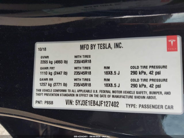 2018 TESLA MODEL 3 5YJ3E1EB4JF127402 Photo 8