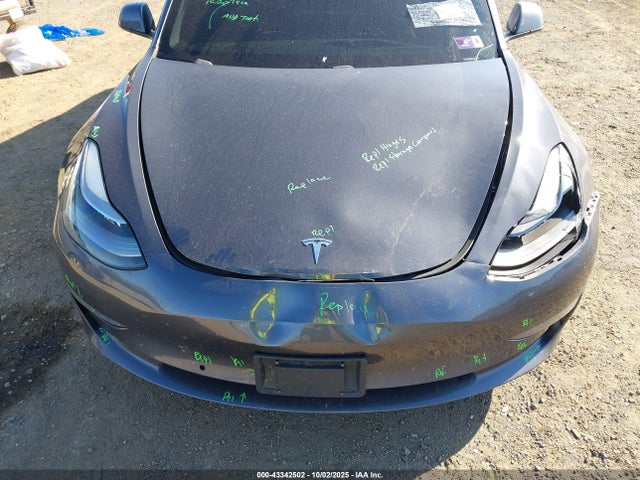 5YJ3E1EB8MF980258 Tesla MODEL 3
