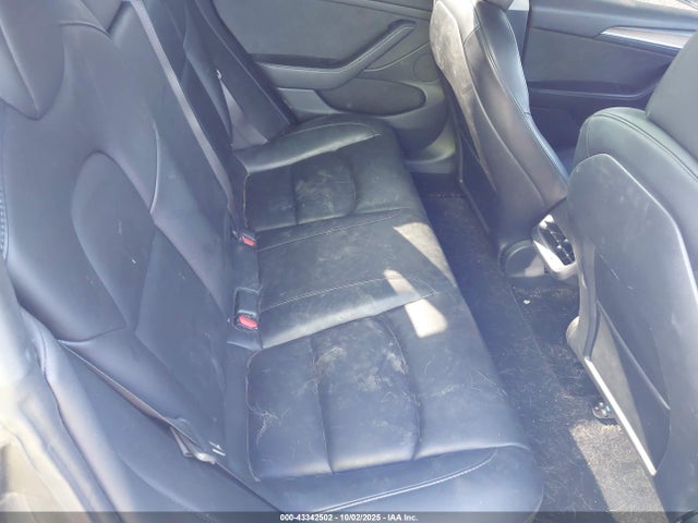 5YJ3E1EB8MF980258 Tesla MODEL 3