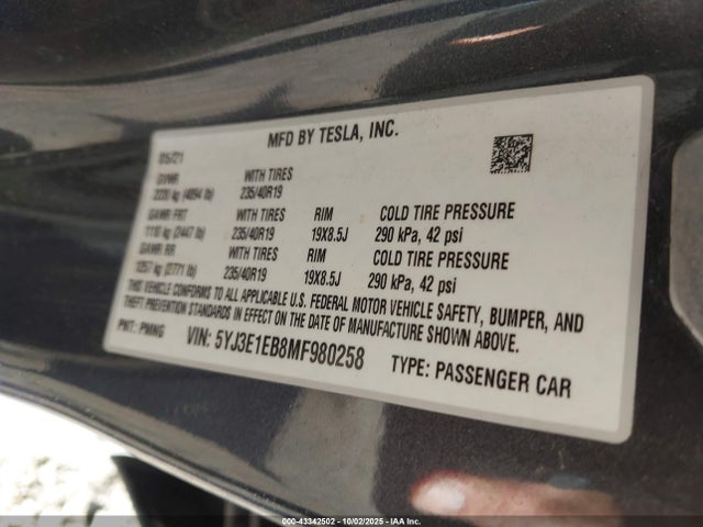 5YJ3E1EB8MF980258 Tesla MODEL 3