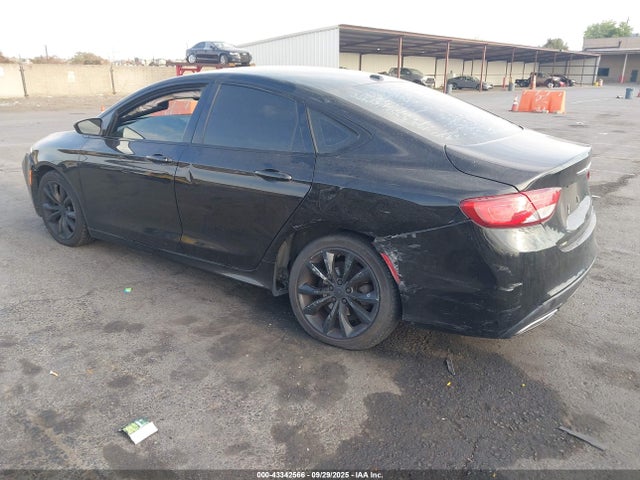 Chrysler 2015 2015 1C3CCCBB6FN619206 Image 3
