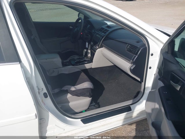 Aukcja sprzedaży 2014 Toyota Camry Le, vin: 4T4BF1FK4ER371718, numer aukcji: 43342701
