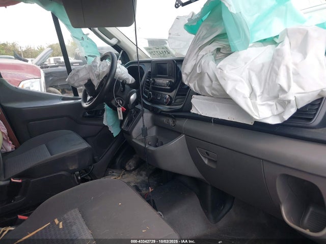2020 FORD TRANSIT-250 CARGO VAN 1FTBR3X81LKA86746 Photo 4