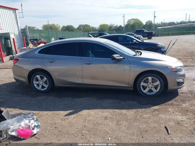 1G1ZB5ST2NF184456 Chevrolet Malibu Fwd Ls