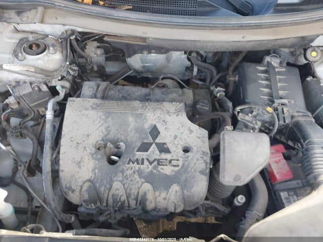 Mitsubishi mivec 2015 JA4AZ3A30FZ008232 Image 12