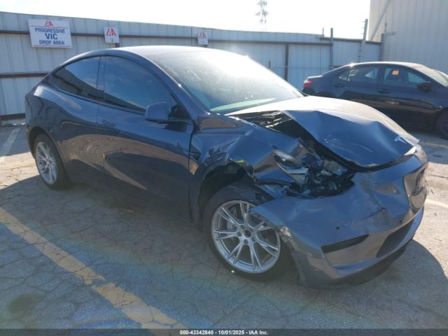2022 TESLA MODEL Y 7SAYGDEE7NF535722 Photo 0
