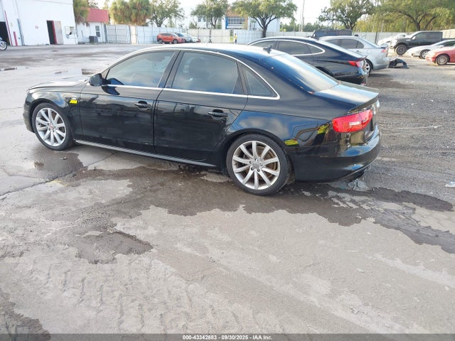 2014 AUDI A4 WAUAFAFL2EN000924 Photo 2
