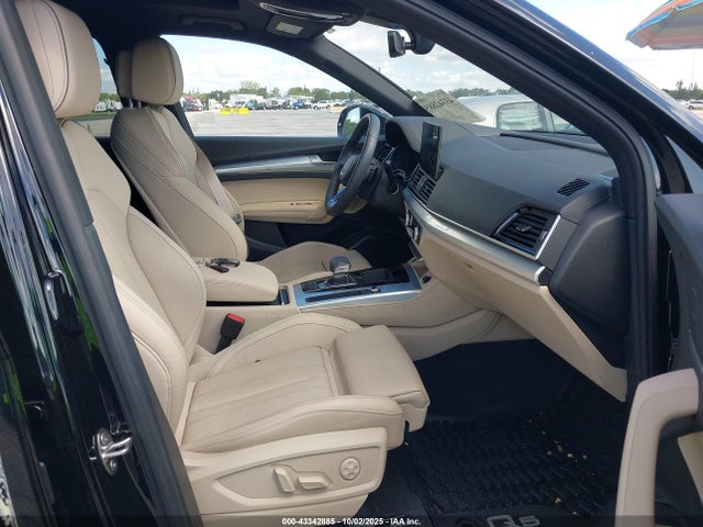 2024 AUDI Q5 WA1FAAFY6R2121136 Photo 4
