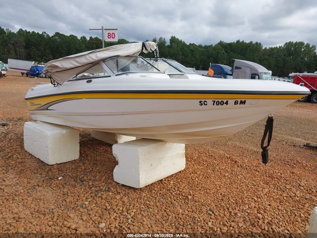 43342914 :رقم المزاد ، FGB72756D202 vin ، 2002 Chaparral 180 Ss Sport مزاد بيع