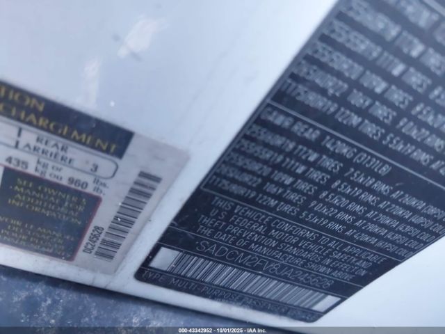 2018 JAGUAR F-PACE SADCM2FV8JA245628 Photo 8