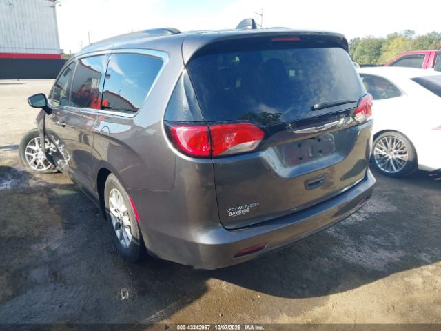 2021 CHRYSLER VOYAGER 2C4RC1DGXMR506748 Photo 2